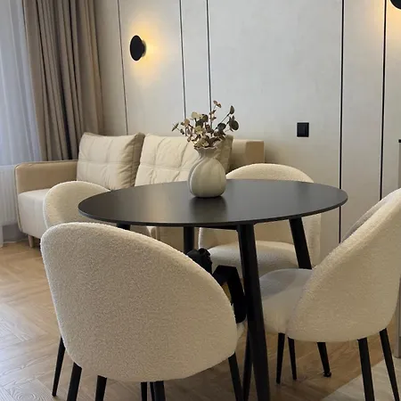 Ellada Arc Apartment